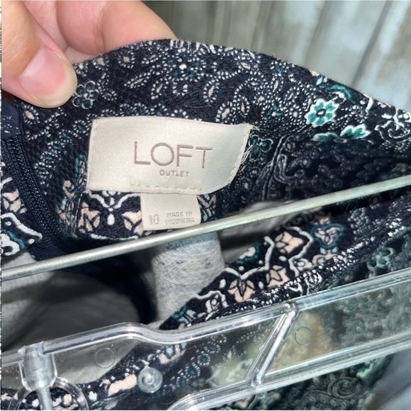 Loft Blue Floral Geometric Pencil Skirt - Picture 6 of 6